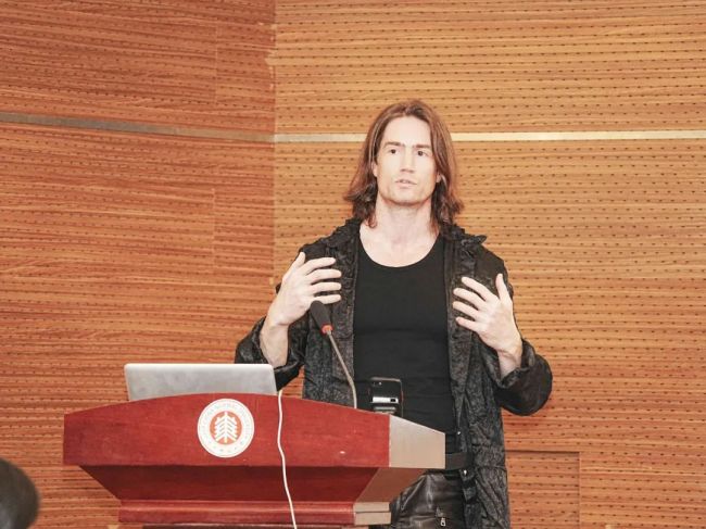 Damien Tomaselli.jpg